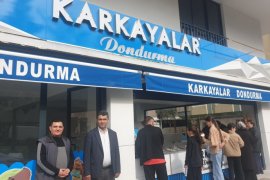KARKAYALAR İSTANBUL ANADOLU MERKEZ MAĞAZASI DUALARLA AÇILDI