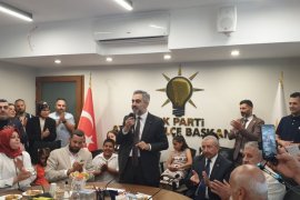 AK PARTİ ATAŞEHİR'DEN BAYRAMLAŞMA