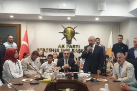AK PARTİ ATAŞEHİR'DEN BAYRAMLAŞMA