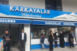 KARKAYALAR İSTANBUL ANADOLU MERKEZ MAĞAZASI DUALARLA AÇILDI