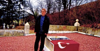 Gazeteci Araştırmacı Yazar  Hamit PUHALOĞLU Galiçya Şehitliklerini gördü gezdi izlenimlerini Gazetemize yazdı...