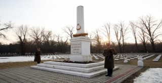 GALİÇYA ŞEHİTLERİ İÇİN TÜRKİYE'Yİ GEZİYOR